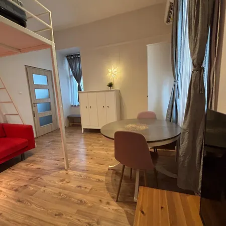 Positive Vibes-home Close To The Danube Apartmán *